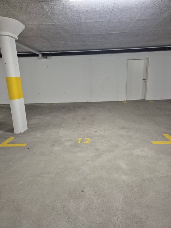 Diverse Einstellplätze zum Verkauf 2