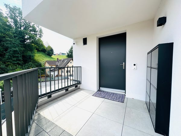 Modernes 1.5-Zimmer-Reiheneckhaus! 13