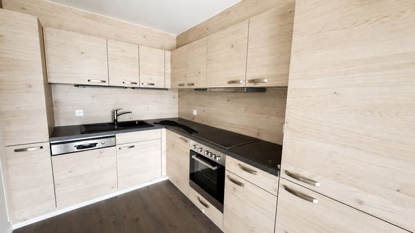 Helle 2.5-Zimmer-Wohnung mit Balkon und Seesicht in Rorschach 4