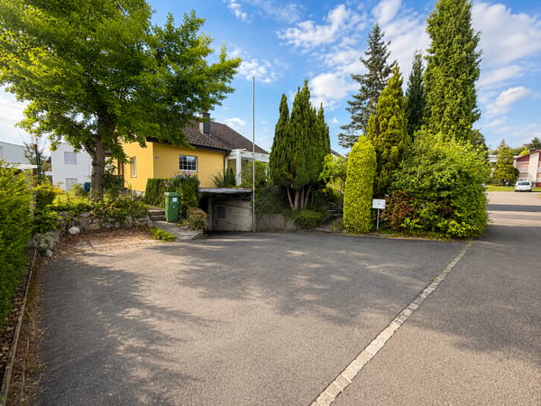 Charmantes Einfamilienhaus mit Wintergarten und sonnigem Garten 11