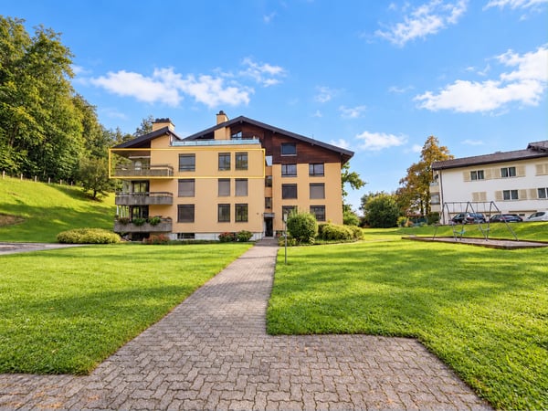 Wohnen mit Weitblick – Grosszügige 4.5-Zimmer-Wohnung in Spiez