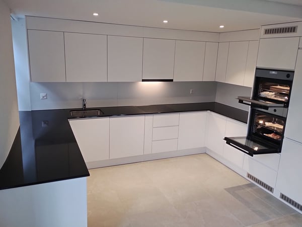 Frisch renovierte 1.5-Zi.-Wohnung direkt am Rhein in Laufenburger Altstadt 3