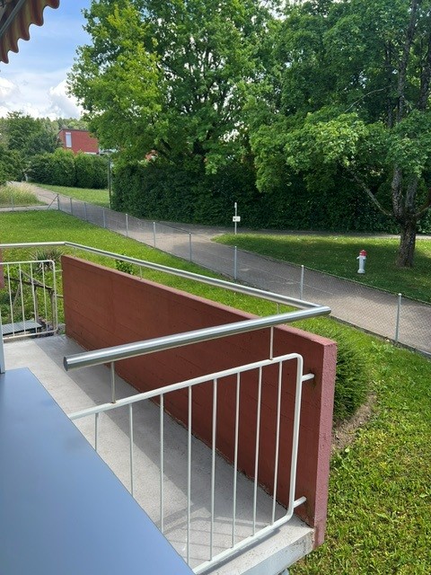 Helle 2-Zimmer-Wohnung mit Balkon in Urdorf 7