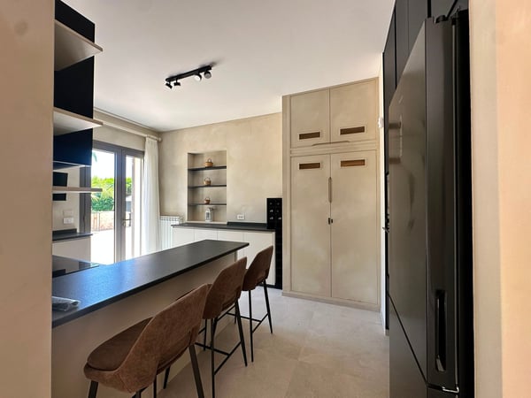 1525-VC - Scorrano - Villa di Nuova Costruzione con Piscina e Giardino Incantevole 33