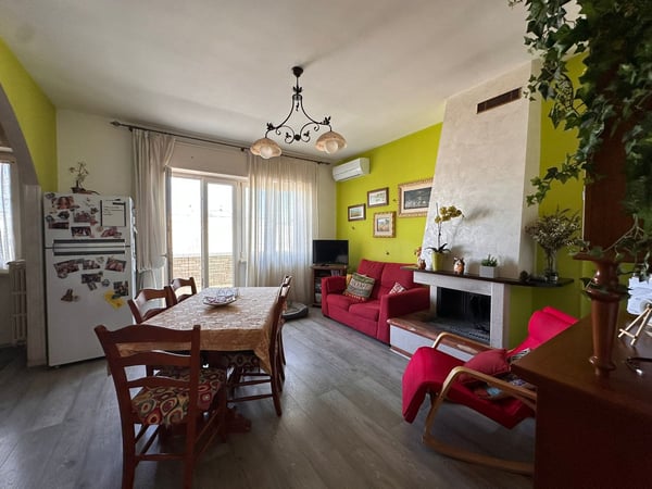 Appartamento con balcone e garage a Muro Leccese 5