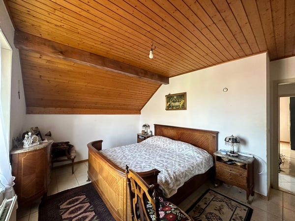 Villa indépendante avec piscine et garage 15