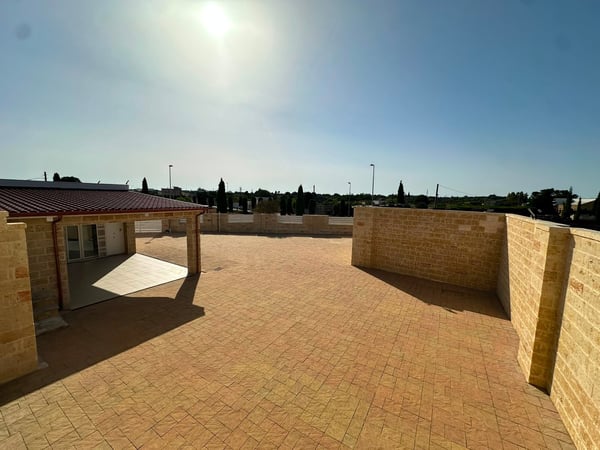 Locale Commerciale in Vendita a Giuggianello – Ideale per Bar, Caffè o Ristorante 26