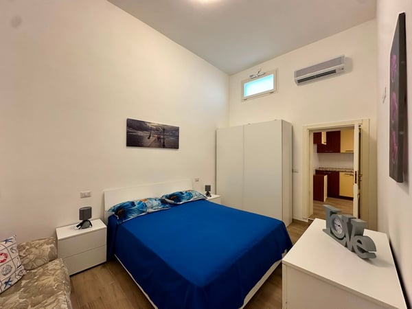 Locale Commerciale in Vendita a Giuggianello – Ideale per Bar, Caffè o Ristorante 46
