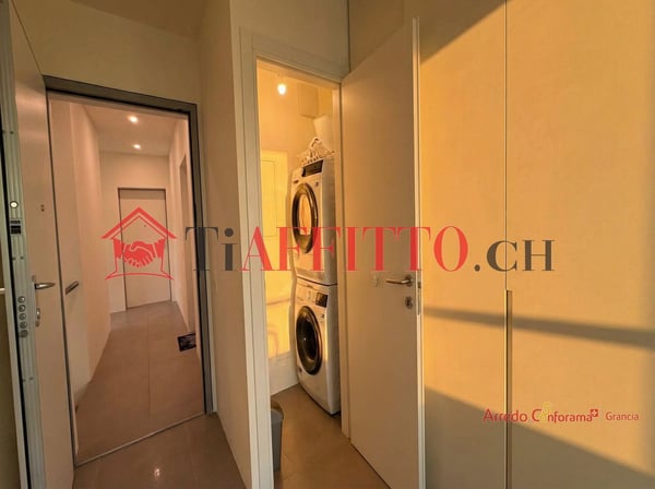 2,5 LOCALI PARZIALMENTE AMMOBILIATO 4