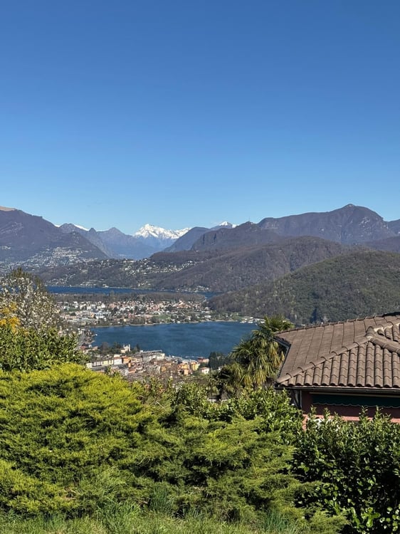 Meravigliosa villa con vista 1