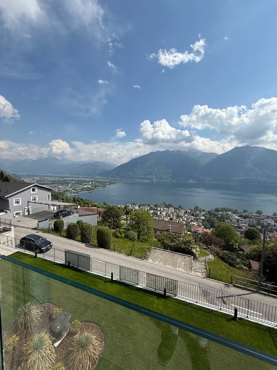 Appartamento di nuova costruzione con vista panoramica a Brione sopra Minusio 6