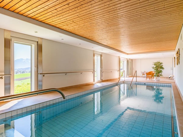 Königlich leben: Landhausvilla mit Bauparzelle 7