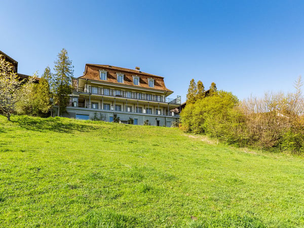 Königlich leben: Landhausvilla mit Bauparzelle 1