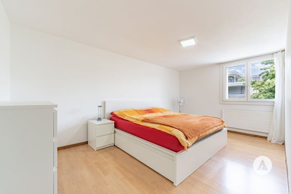 Modernisierte Liegenschaft an guter Lage 9