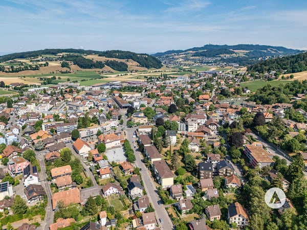Vielseitige Gewerbefläche im Herzen von Worb 2