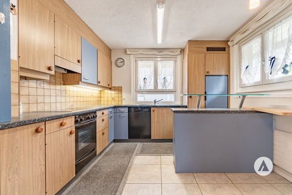 Einfamilienhaus mit zahlreichen (Aus)baumöglichkeiten 9