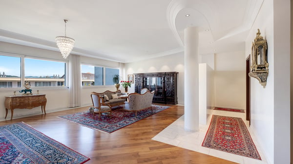 Elegante Maisonette-Wohnung mit aussergewöhnlicher Grosszügigkeit 3