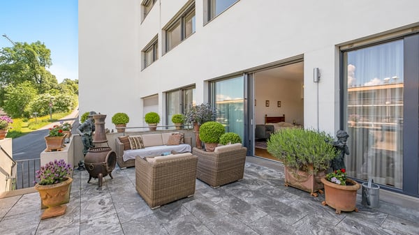 Elegante Maisonette-Wohnung mit aussergewöhnlicher Grosszügigkeit 5