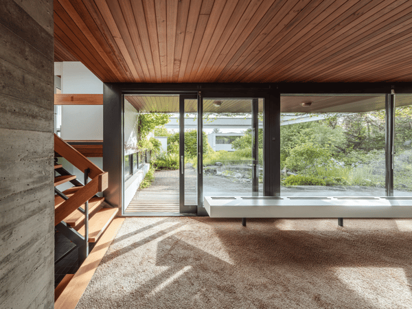 Architektonisches Unikat mit Naturweiher und Entwicklungspotenzial 3