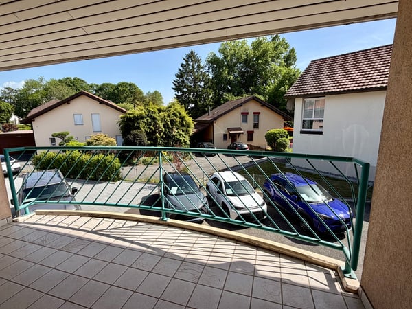 Bureau spacieux à louer à Payerne – 5 pièces, 143 m² 3