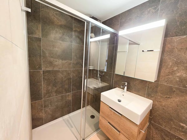 Magnifique 3.5 pièces en duplex à Corcelles - neuf et lumineux 10