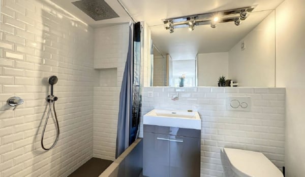 Ravissante maison familiale avec grand jardin et vue 12