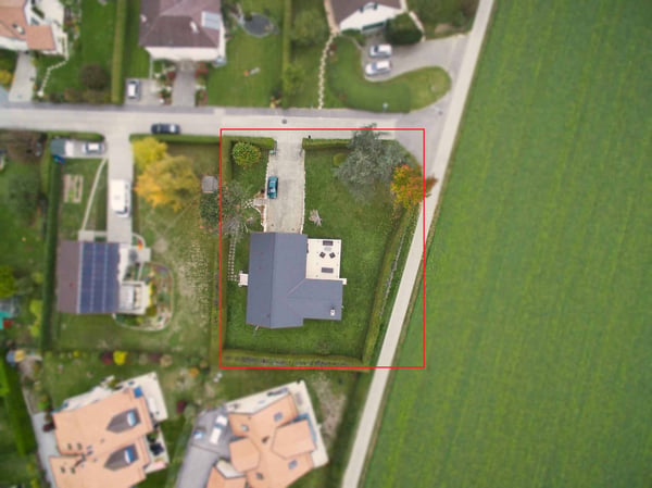 Maison individuelle de 5 pièces avec grand jardin et garage double 3