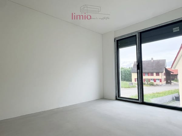 Neubau Herbst 2026: Grosszügiger Familienwohntraum nahe Weinfelden 12