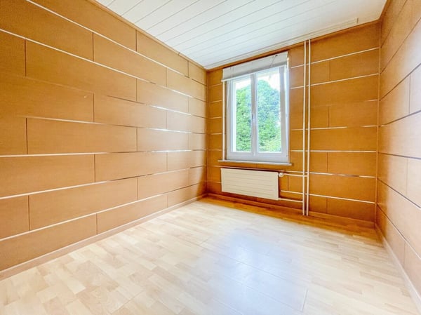 Zweifamilienhaus mit viel Platz, Potenzial und zentraler Lage 7