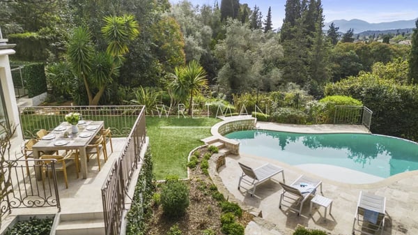 Exceptional Villa near Village - Mougins 2