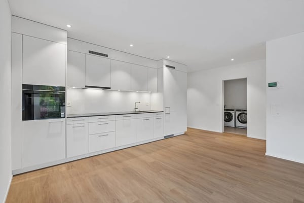 3.5-Zimmer-Wohnung mit 20 m² Balkon, ab sofort bezugsbereit 5