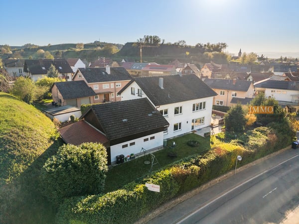 IMMORath.de - Mehrgenerationenhaus mit Nebengebäude 1