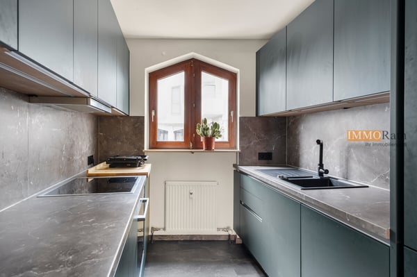 IMMORath.de - Modernisierte Wohnung mit zwei Balkonen und TG-Stellplat 3
