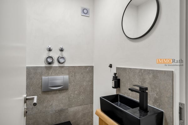 IMMORath.de - Modernisierte Wohnung mit zwei Balkonen und TG-Stellplat 7
