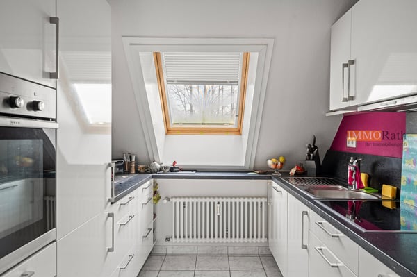 IMMORath.de - Lichtdurchflutete Maisonettewohnung mit Balkon 4