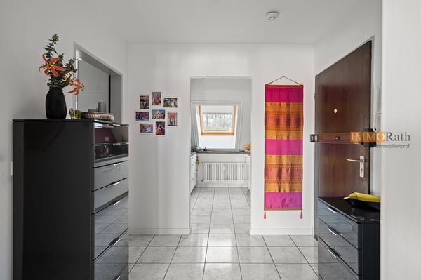 IMMORath.de - Lichtdurchflutete Maisonettewohnung mit Balkon 10
