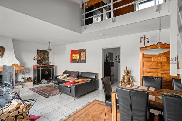 IMMORath.de - Lichtdurchflutete Maisonettewohnung mit Balkon 1