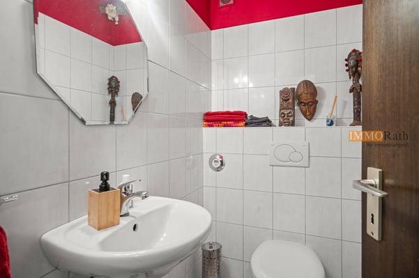 IMMORath.de - Lichtdurchflutete Maisonettewohnung mit Balkon 9