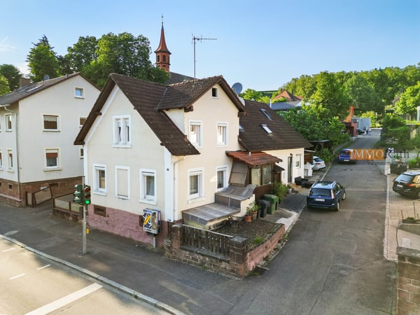 IMMORath.de - Einfamilienhaus mit Einliegerwohnung 1