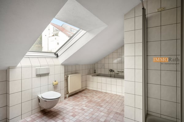 IMMORath.de - Gepflegtes Zuhause mit Doppelgarage und schönem Garten 5