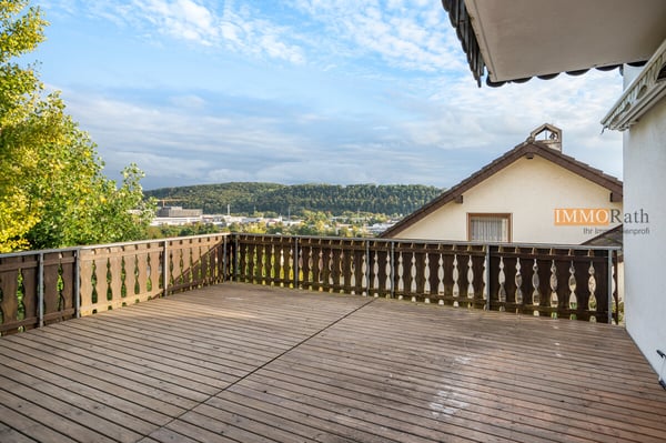IMMORath.de - Gepflegtes Zuhause mit Doppelgarage und schönem Garten 9