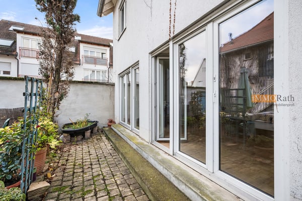 IMMORath.de - Großzügiges Einfamilienhaus mit Garten & Garage 11
