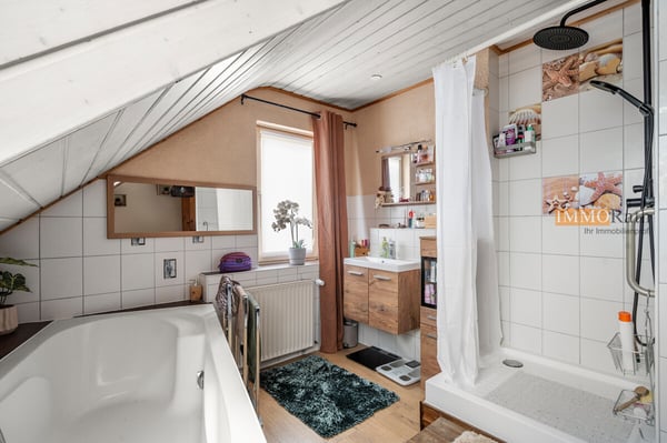 IMMORath.de - Modernes Zweifamilienhaus mit Einliegerwohnung 7