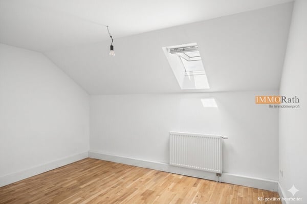 IMMORath.de - Helle 6-Zimmer Wohnung mit Balkon und Terrasse 10