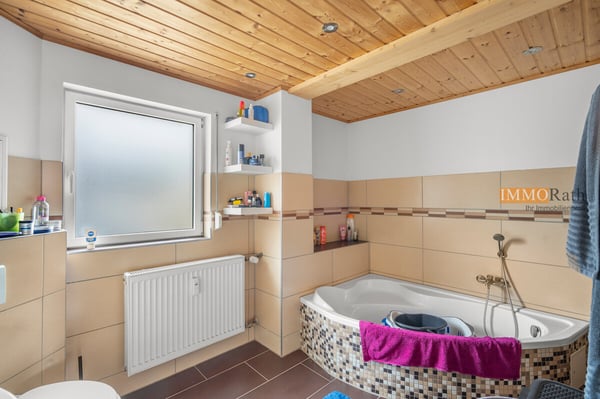 IMMORath.de - Gepflegtes Zweifamilienhaus mit stabilen Erträgen 6