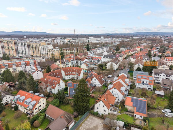 IMMORath.de - Maisonettewohnung mit überdachtem Balkon und TG-Stellpla 11