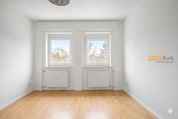 IMMORath.de - Attraktive 4-Zimmer-Wohnung in zentraler Lage von Breisa 1