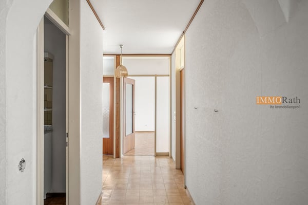 IMMORath.de - Zentrale 3-Zimmer-Wohnung mit großem Balkon 7
