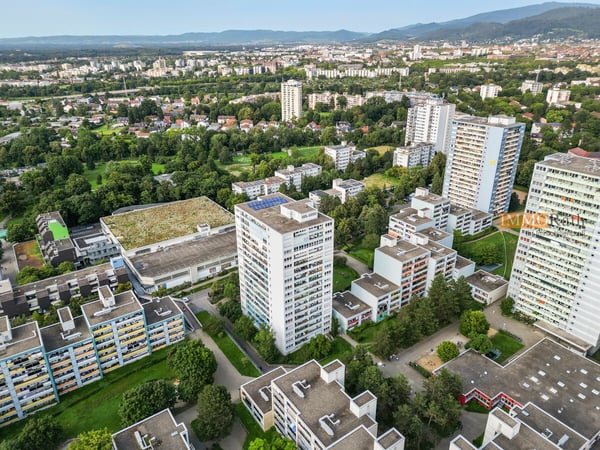 IMMORath.de - Zentrale 3-Zimmer-Wohnung mit großem Balkon 10