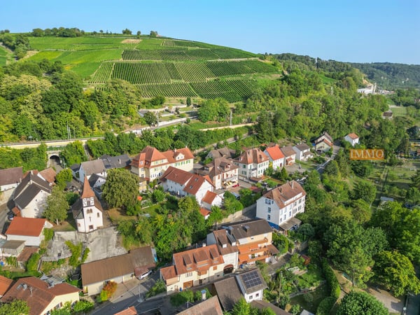 IMMORath.de - Schönes Reihenendhaus mit tollem Ausblick im Dreiländere 6